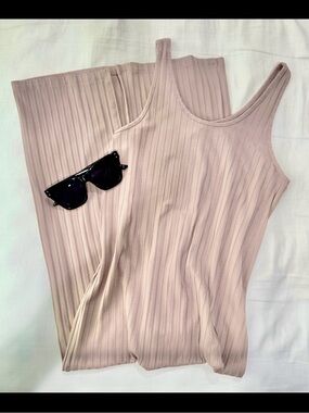 Bundle: Sunglasses and H&M Ribbed bodycon midi- dress